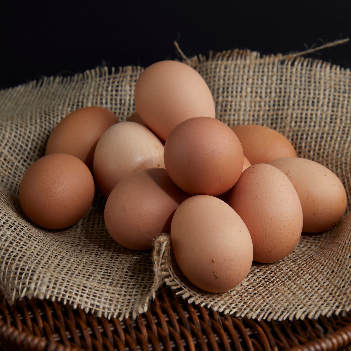 Huevos frescos de gallinas libres